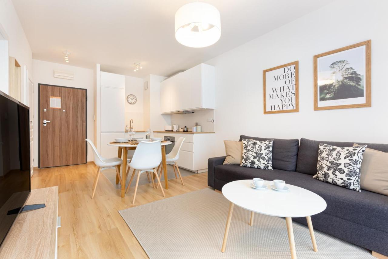 Apartments Varsovia Kasprzaka By Noclegi Renters Екстер'єр фото